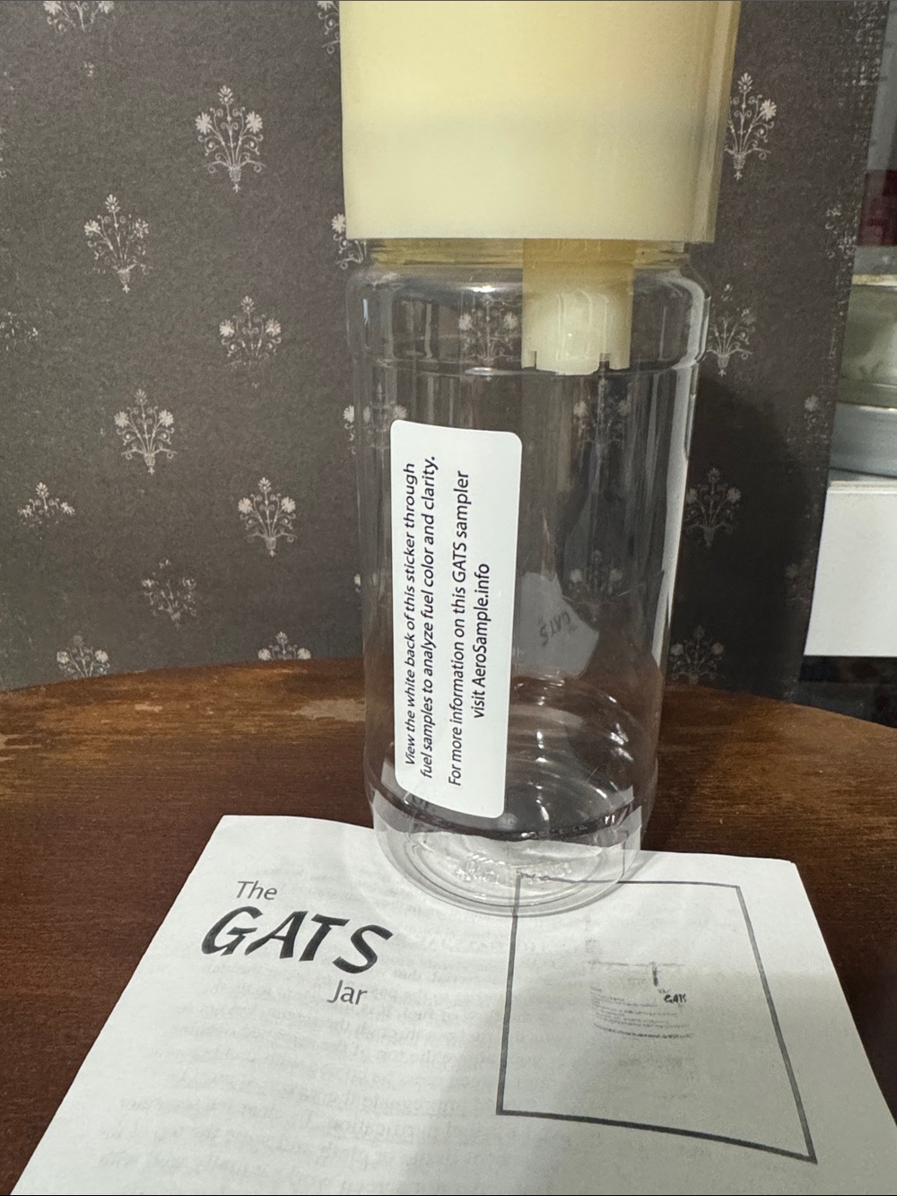 Pilot Gats fuel strainer for airplane